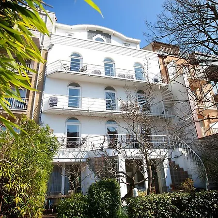 Bunnen 3* 크노케-하이스트